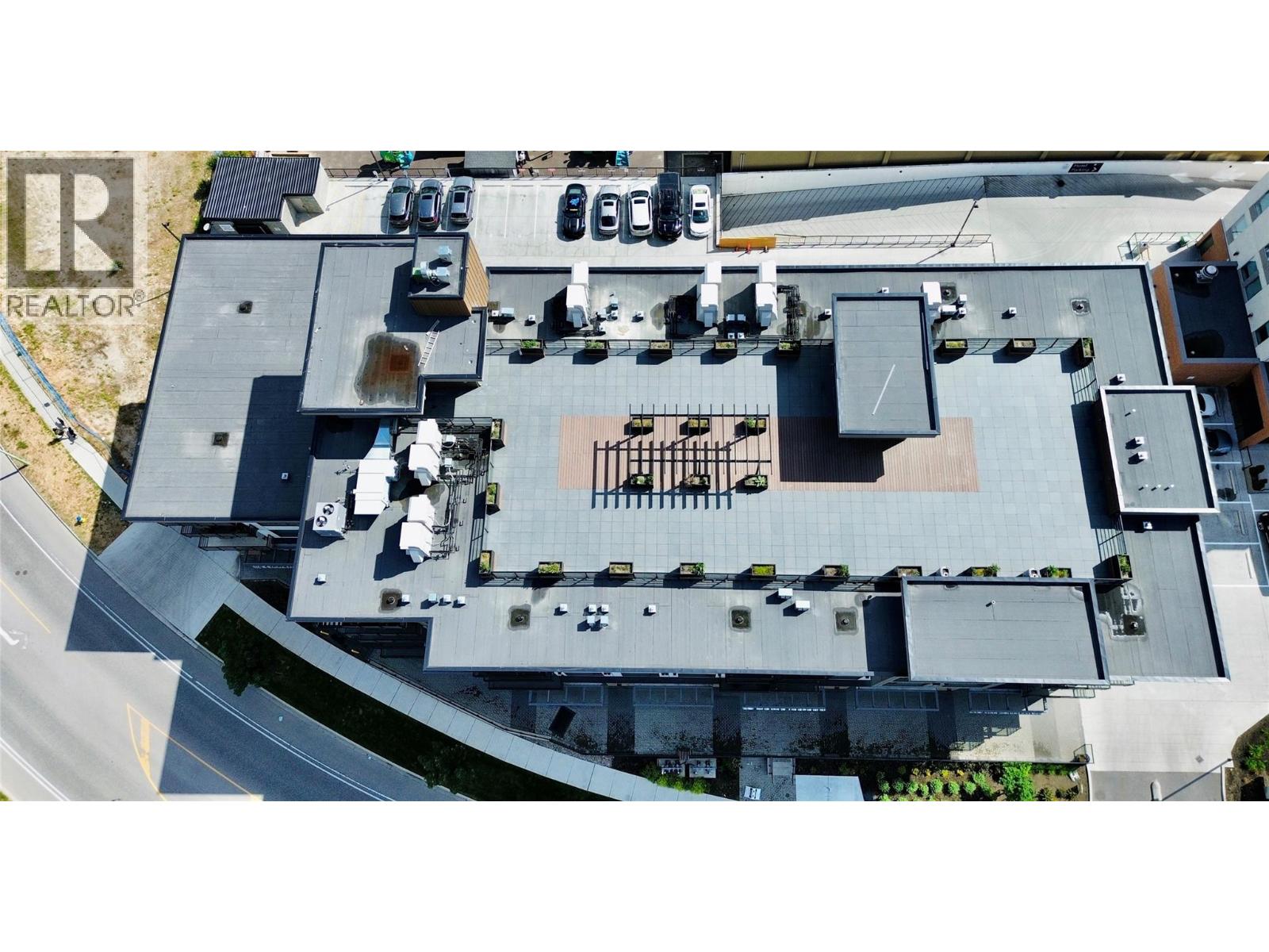 1925 Enterprise Way Unit# 305, Kelowna, British Columbia  V1Y 9S9 - Photo 2 - 10349193