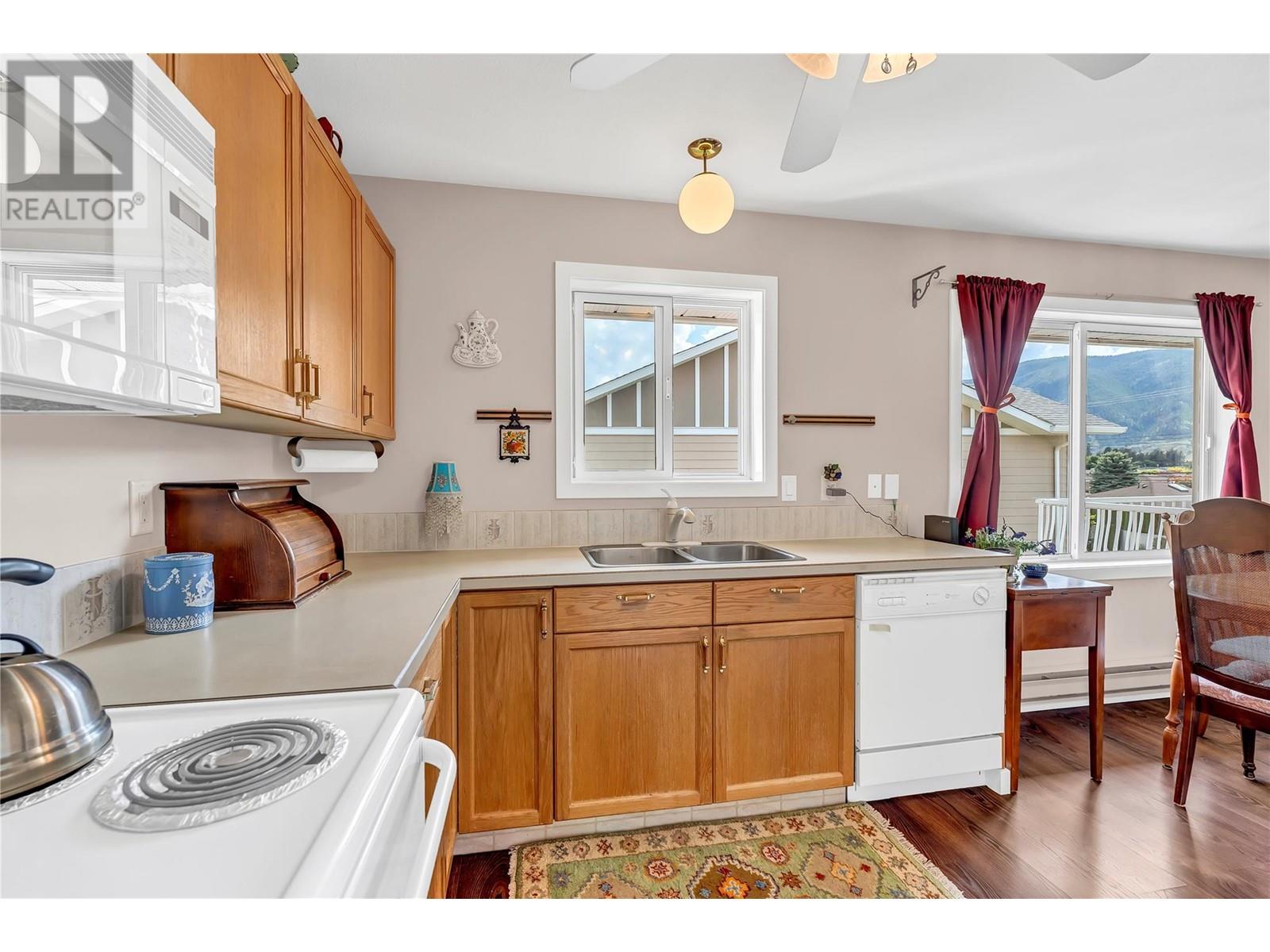 3322 South Main Street Unit# 5, Penticton, British Columbia  V2A 5J6 - Photo 6 - 10349645
