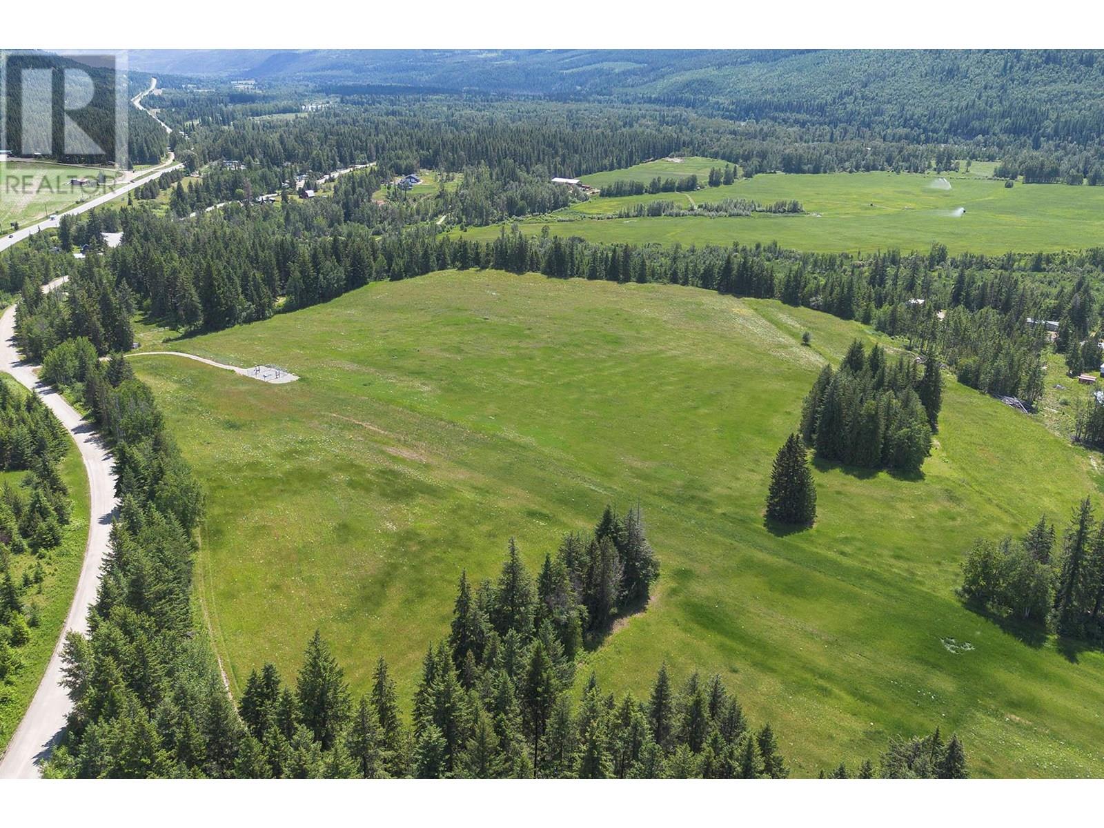 943 Raft River Road, Clearwater, British Columbia  V0E 1N1 - Photo 9 - 10349762