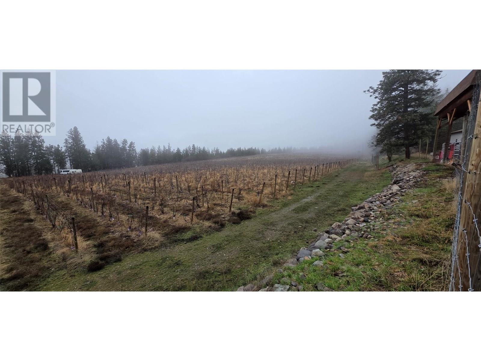 5078 Cousins Place, Peachland, British Columbia  V0x 1X2 - Photo 1 - 10350134