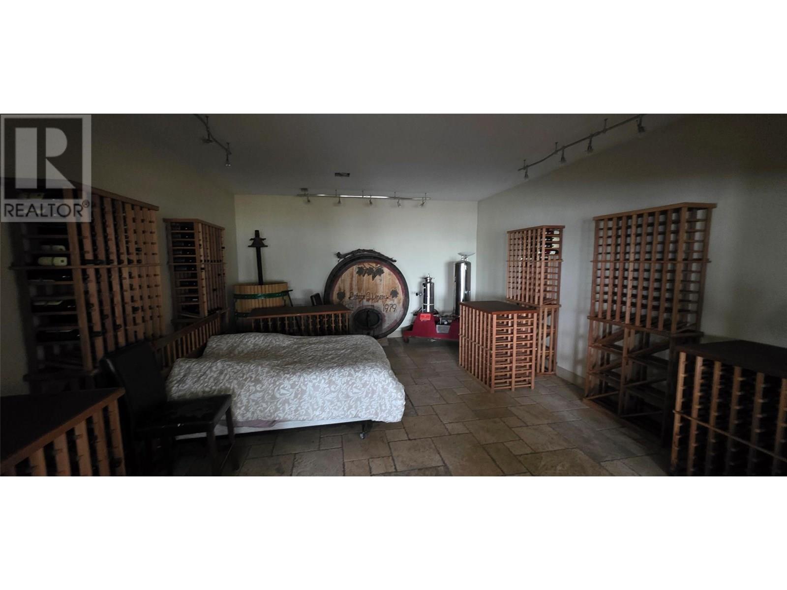 5078 Cousins Place, Peachland, British Columbia  V0x 1X2 - Photo 18 - 10350134