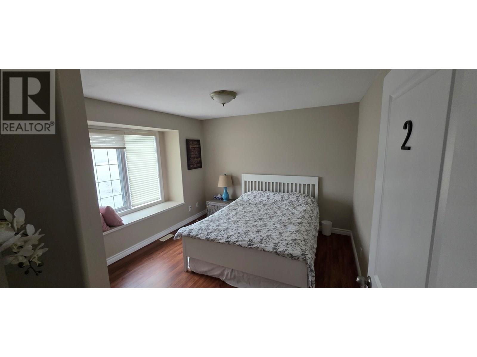 5078 Cousins Place, Peachland, British Columbia  V0x 1X2 - Photo 3 - 10350134