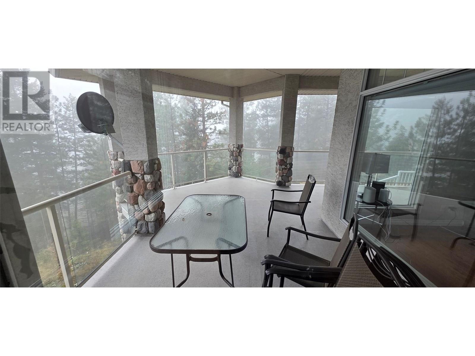 5078 Cousins Place, Peachland, British Columbia  V0x 1X2 - Photo 6 - 10350134