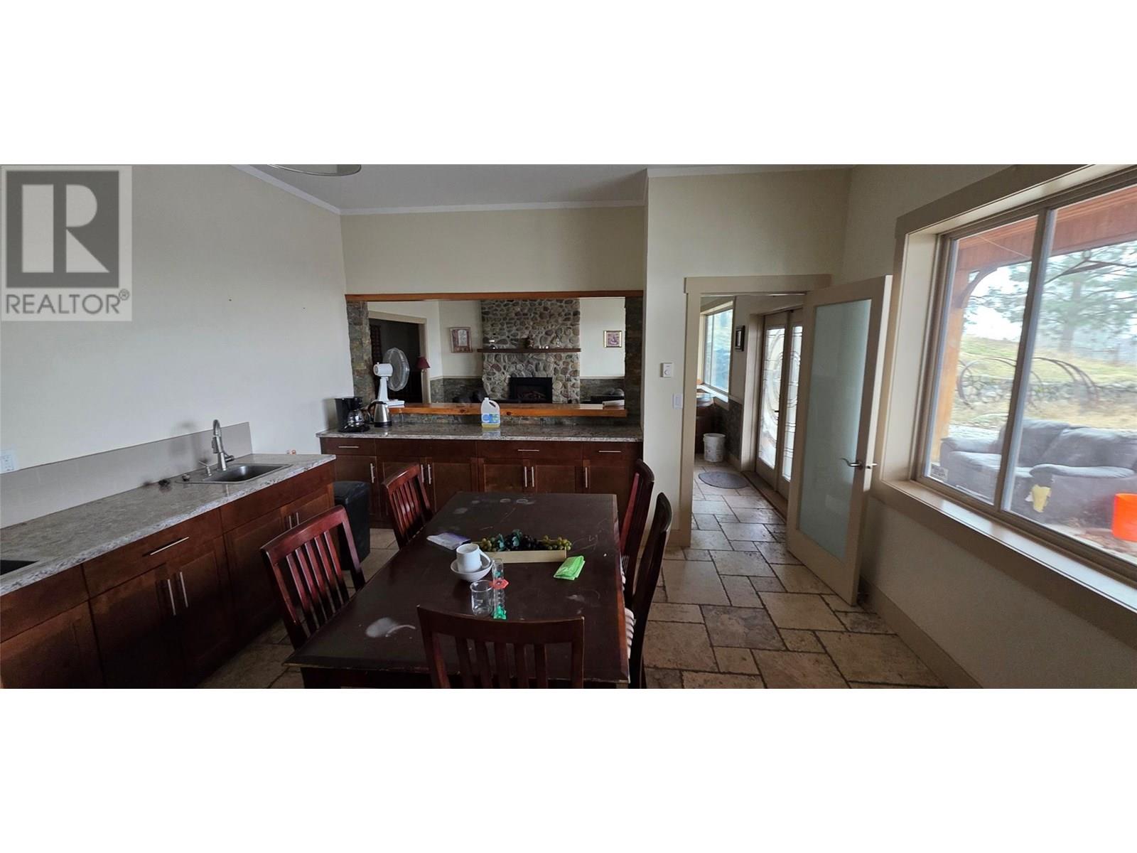 5078 Cousins Place, Peachland, British Columbia  V0x 1X2 - Photo 7 - 10350134