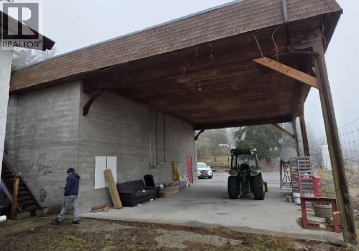 5078 Cousins Place, Peachland, British Columbia  V0x 1X2 - Photo 4 - 10350115