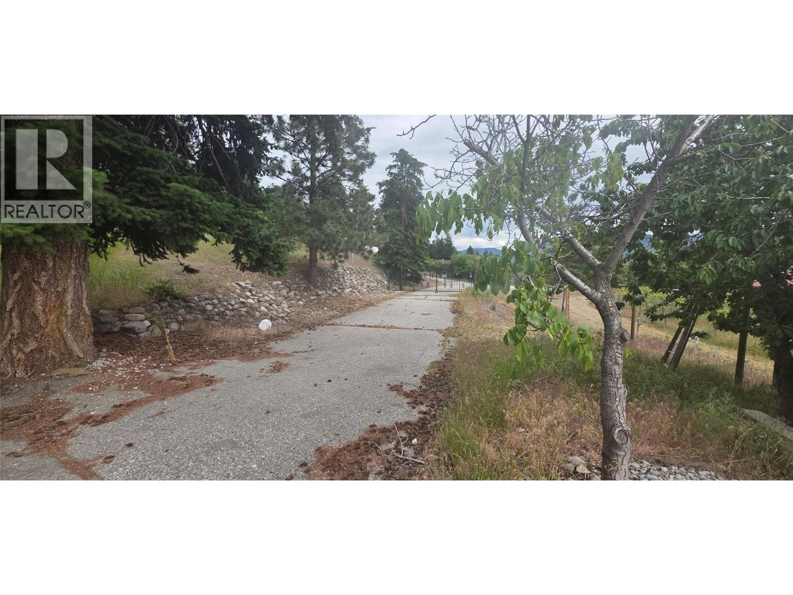 5078 Cousins Place, Peachland, British Columbia  V0x 1X2 - Photo 9 - 10350115