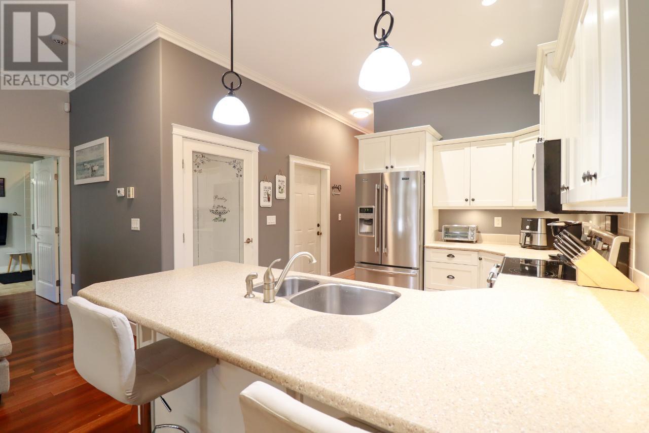 2629 Cornwall Drive Unit# 107, Penticton, British Columbia  V2A 6J3 - Photo 5 - 10349923