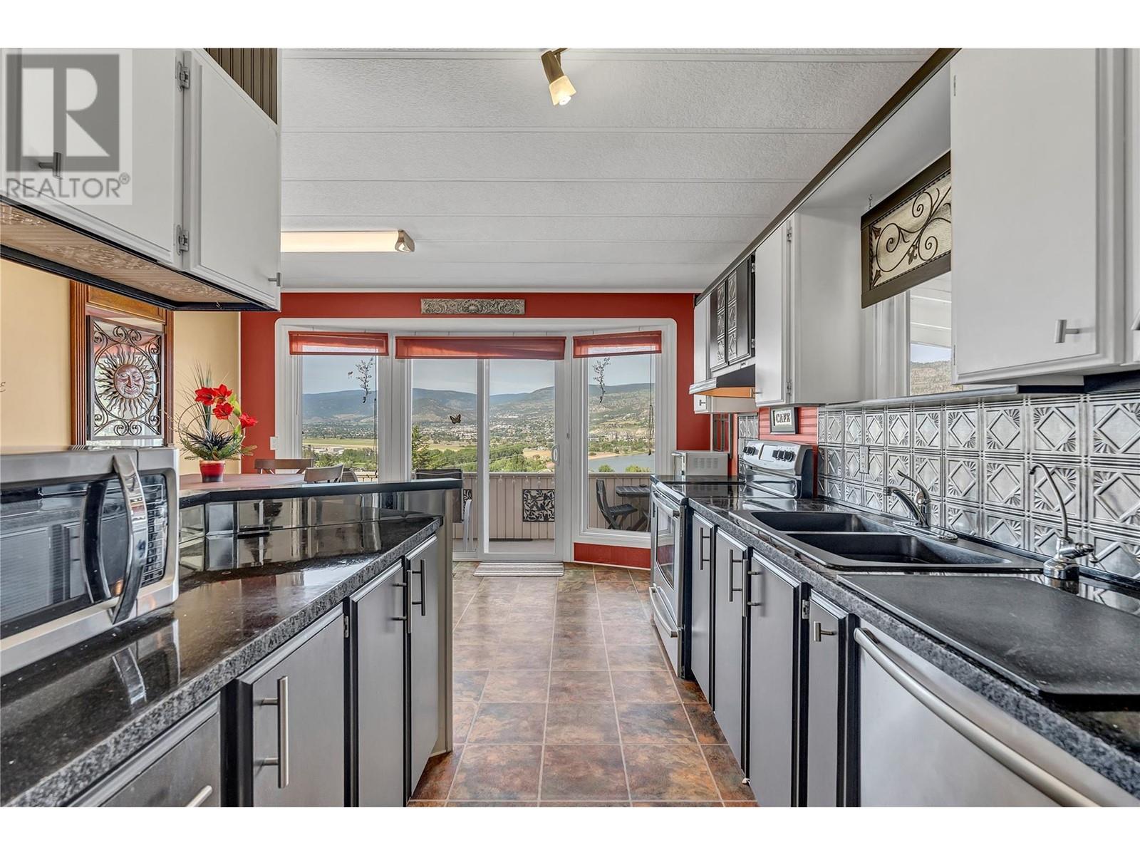 201 Highway 97 Unit# 73, Penticton, British Columbia  V2A 0E4 - Photo 3 - 10350143
