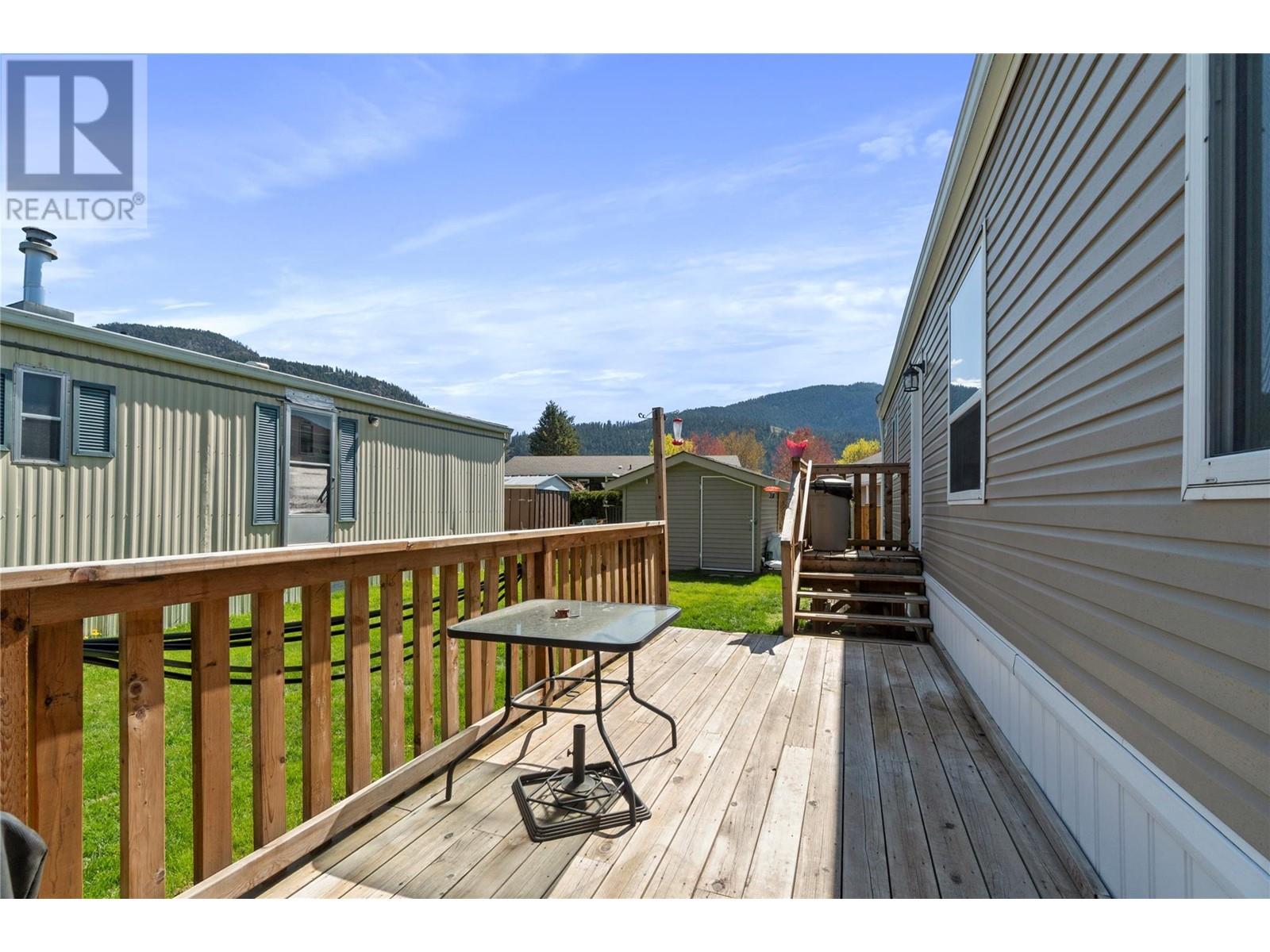 504 Pine Street Unit# 3, Chase, British Columbia  V0E 1M0 - Photo 3 - 10345528