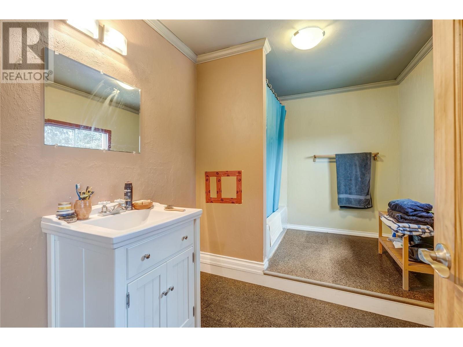 5214 Monro Avenue, Summerland, British Columbia  V0H 1Z6 - Photo 22 - 10350054
