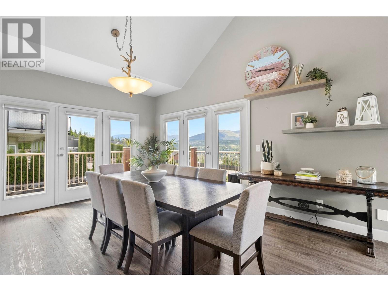 3240 Roncastle Road, Blind Bay, British Columbia  V0E 1H1 - Photo 15 - 10349000