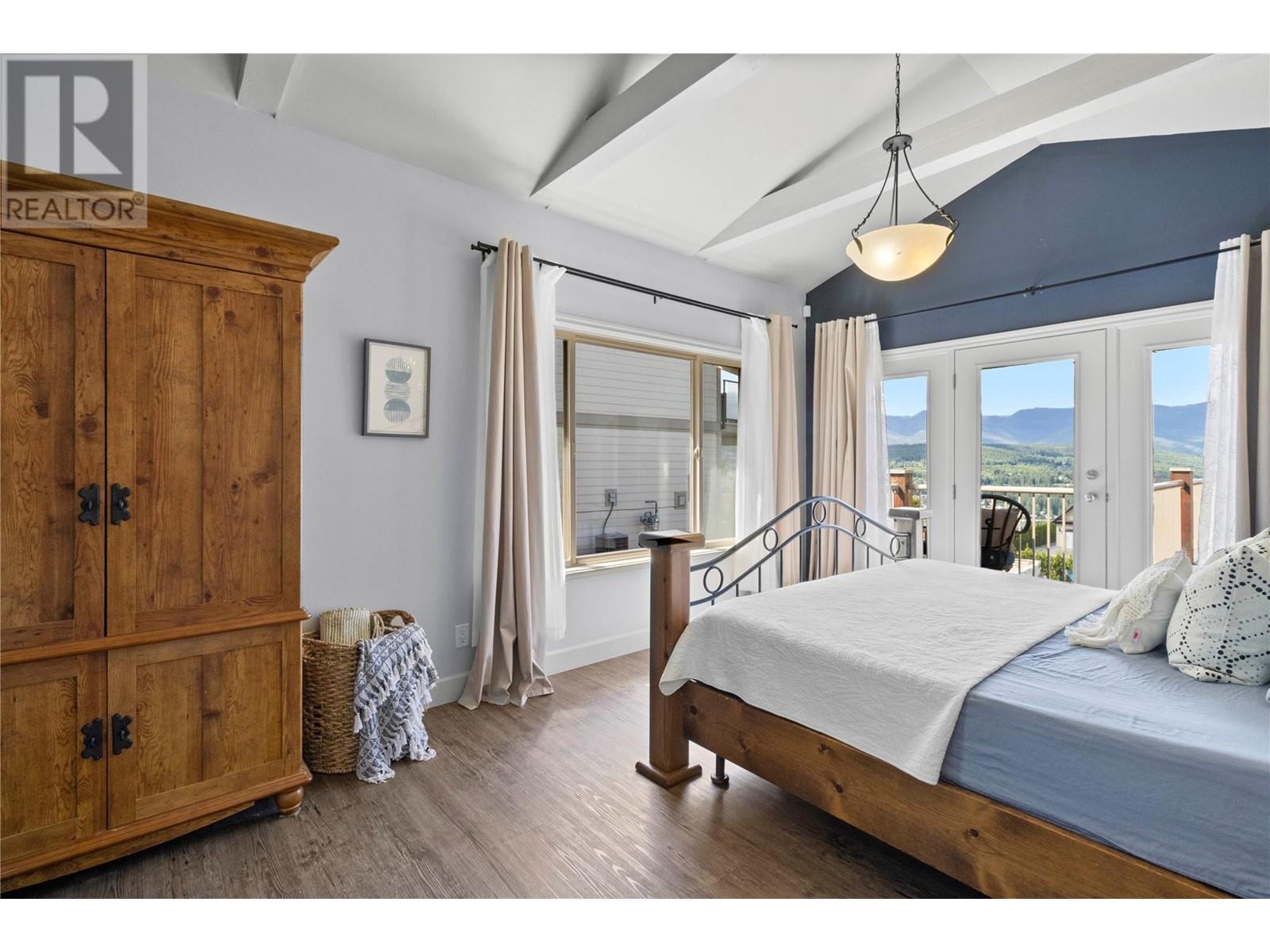 3240 Roncastle Road, Blind Bay, British Columbia  V0E 1H1 - Photo 24 - 10349000