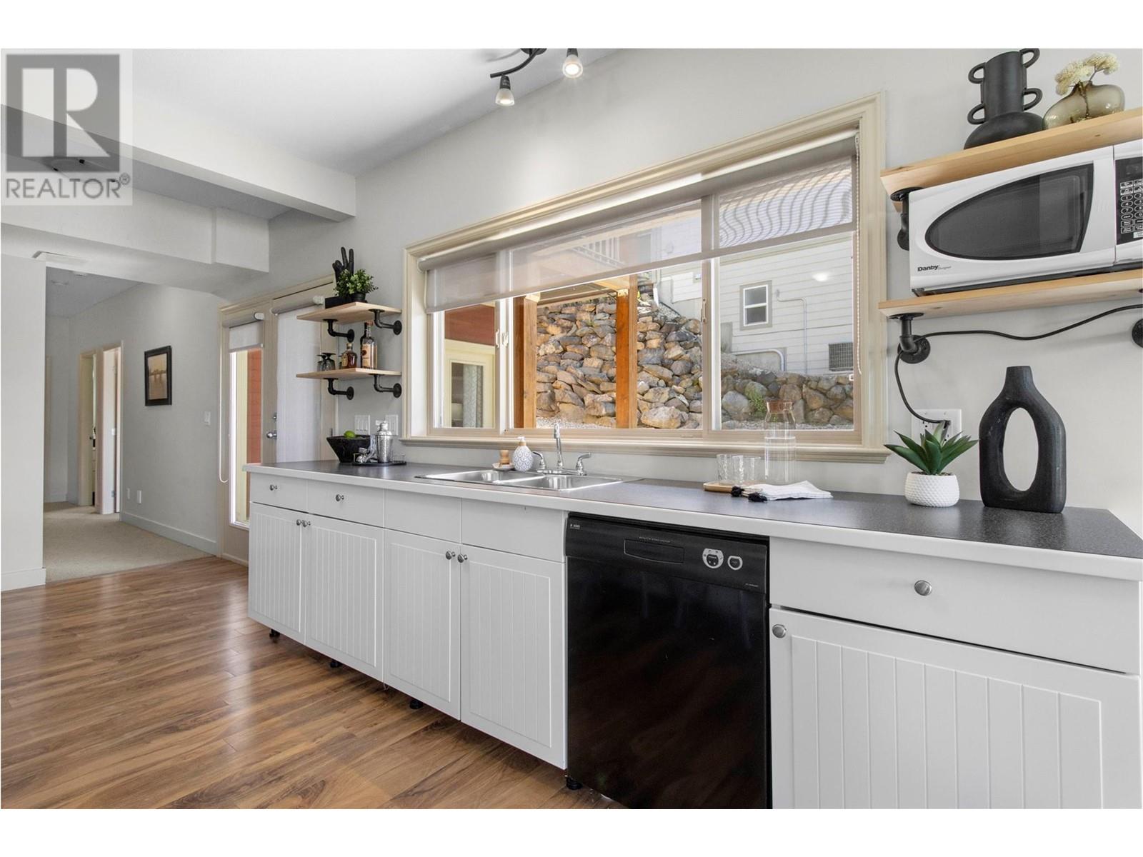 3240 Roncastle Road, Blind Bay, British Columbia  V0E 1H1 - Photo 47 - 10349000