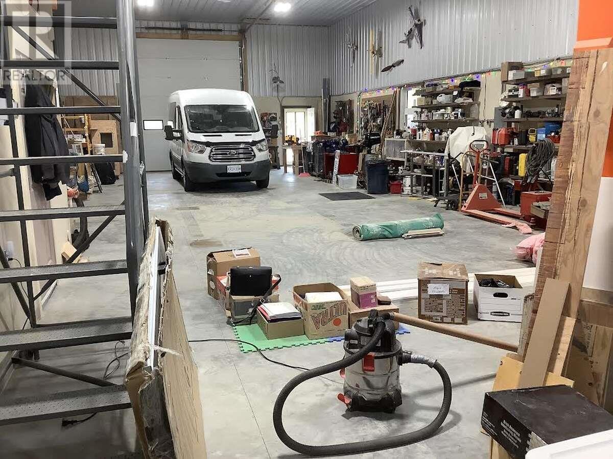 6530 Kittyhawk Road, Kitchener, British Columbia  V2B 1W0 - Photo 12 - 10350241