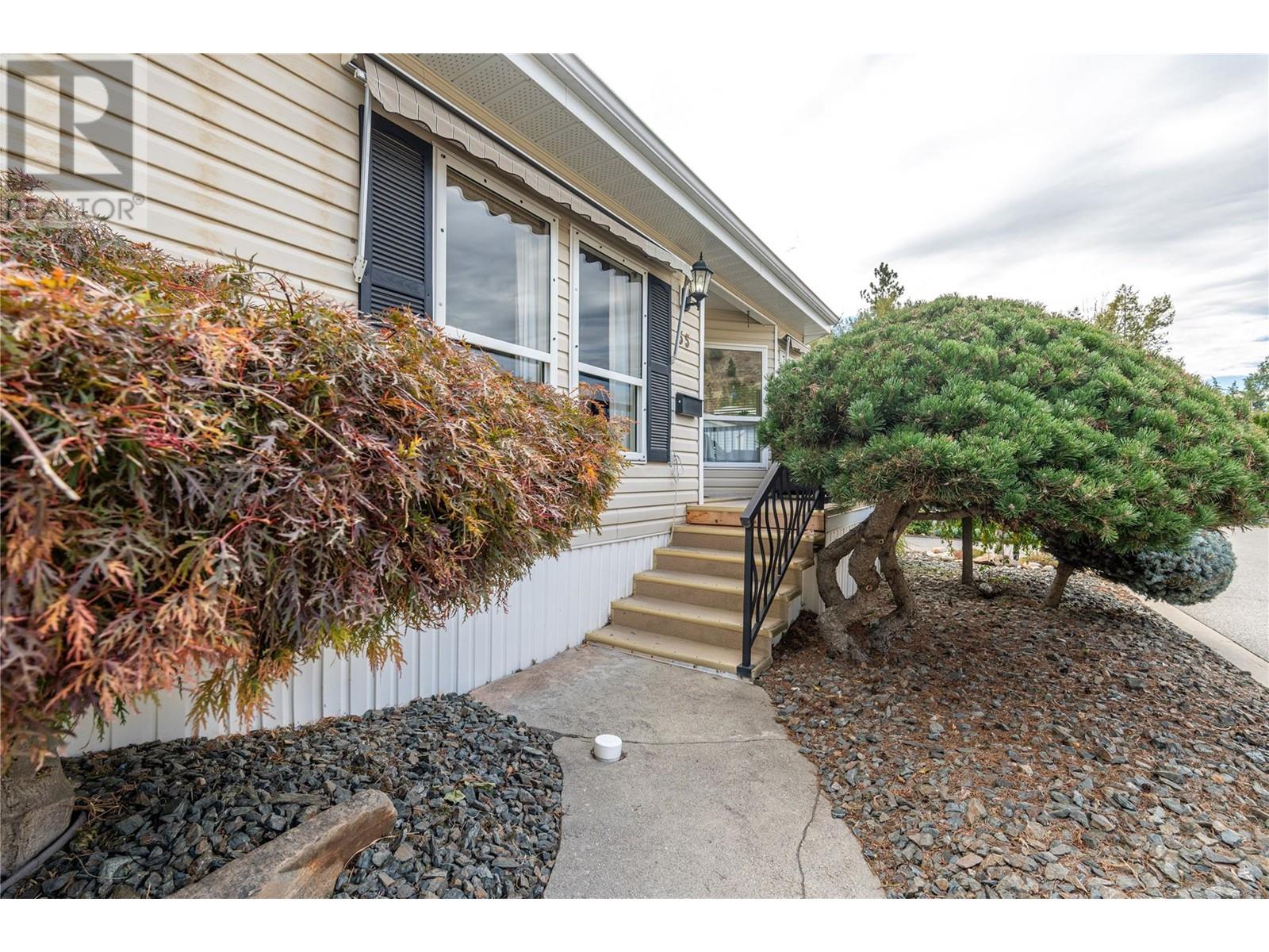 1701 Penticton Avenue Unit# 55, Penticton, British Columbia  V2A 2N6 - Photo 1 - 10349895
