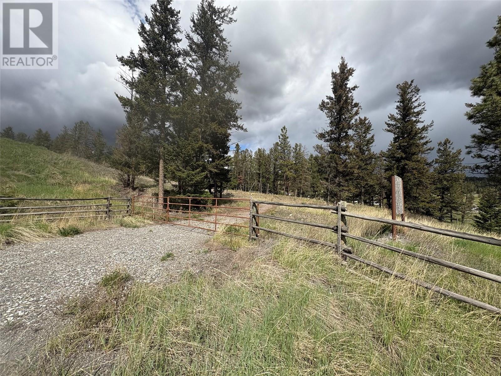 1120 Cariboo Highway, Clinton, British Columbia  V0K 1K0 - Photo 6 - 10350144