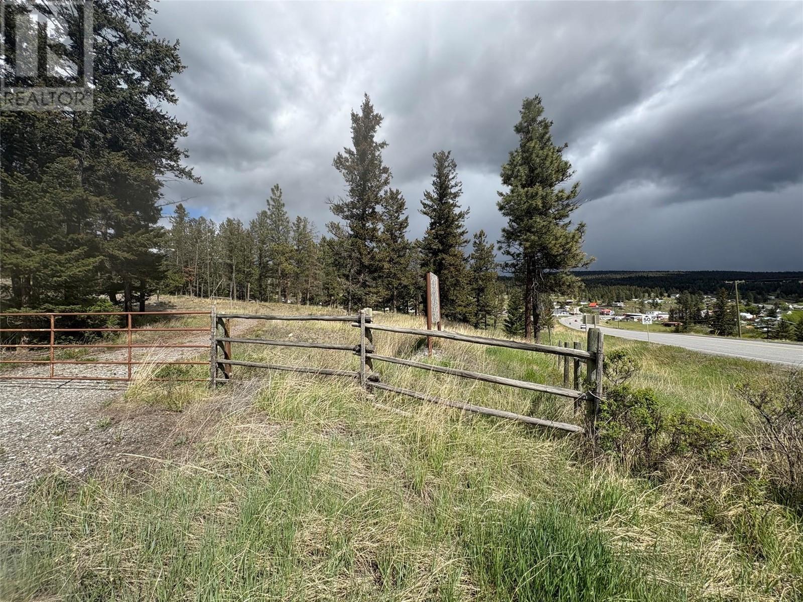 1120 Cariboo Highway, Clinton, British Columbia  V0K 1K0 - Photo 7 - 10350144