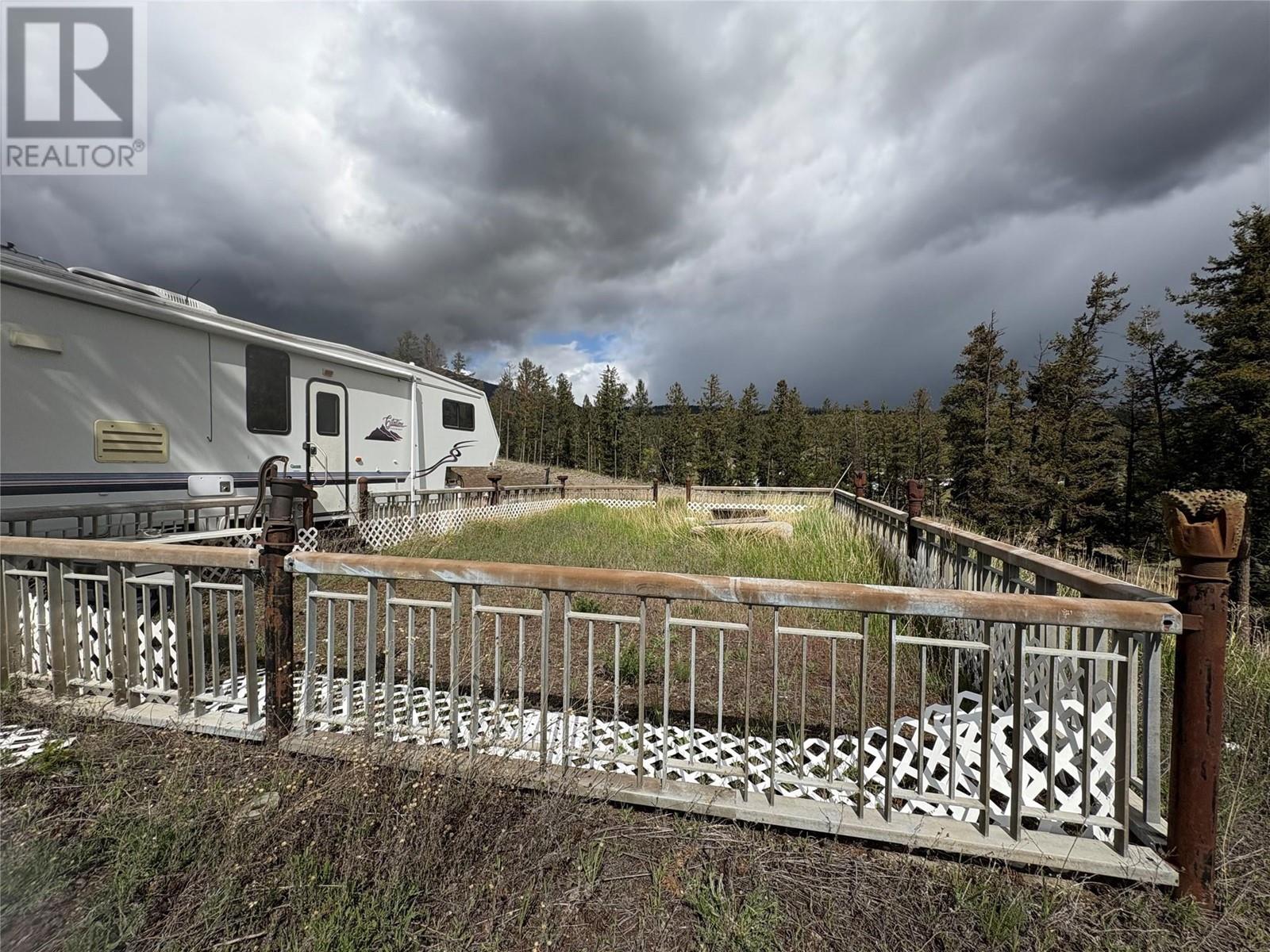 1120 Cariboo Highway, Clinton, British Columbia  V0K 1K0 - Photo 9 - 10350144