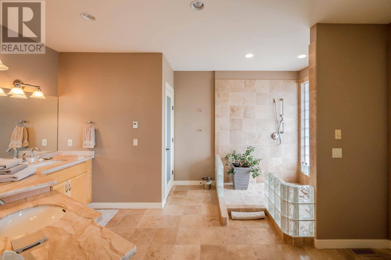17019 Lakeshore Drive N, Summerland, British Columbia  V0H 1Z6 - Photo 20 - 10350433