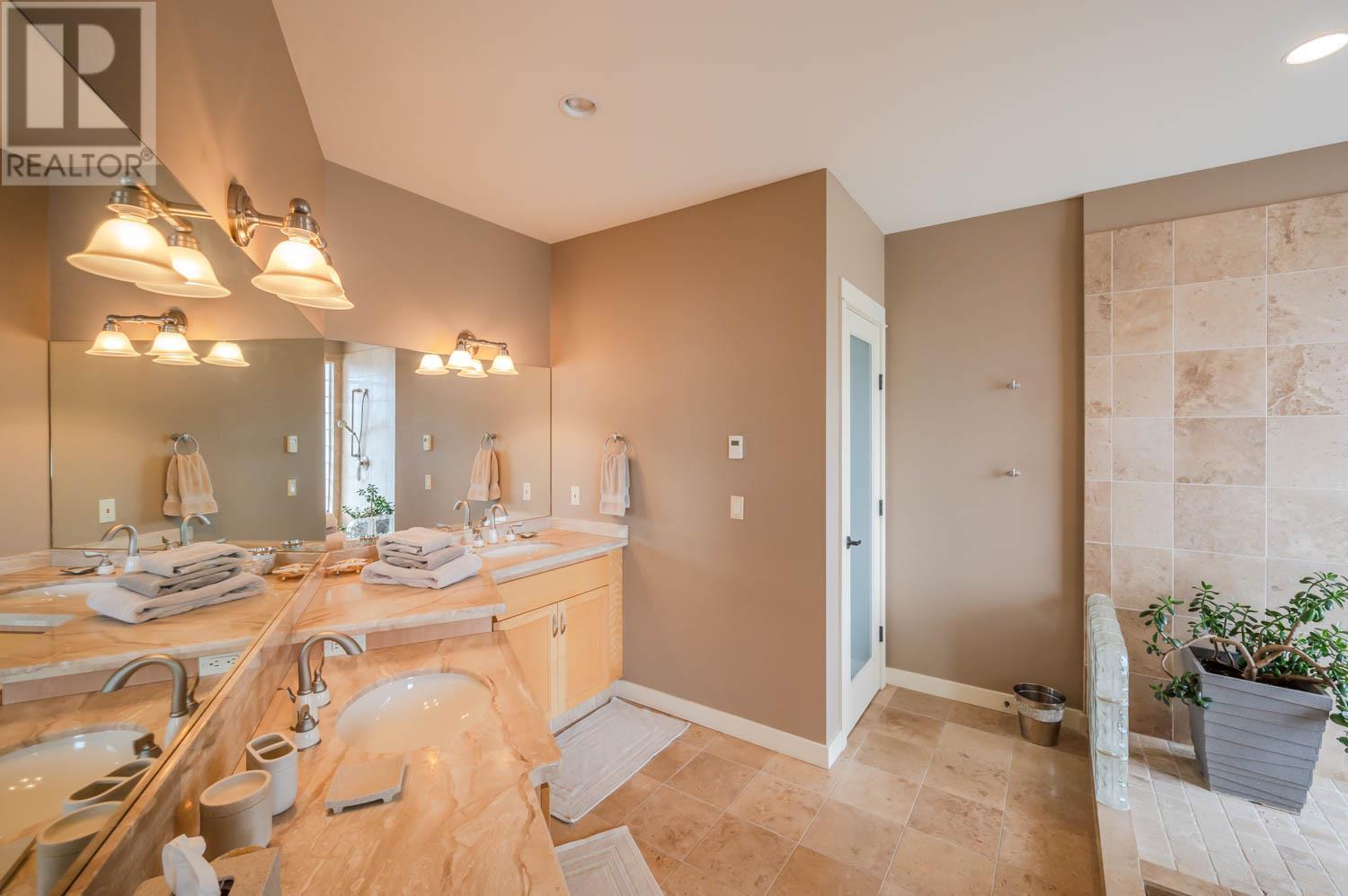 17019 Lakeshore Drive N, Summerland, British Columbia  V0H 1Z6 - Photo 21 - 10350433