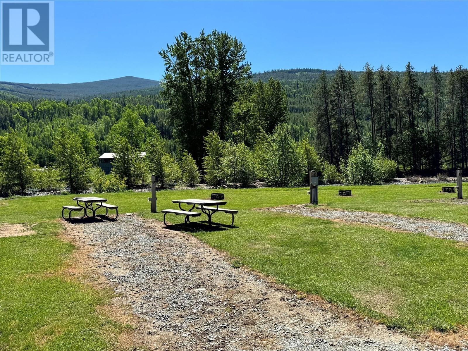 8623 3/95 Highway, Yahk, British Columbia  V0B 2P0 - Photo 33 - 10350306