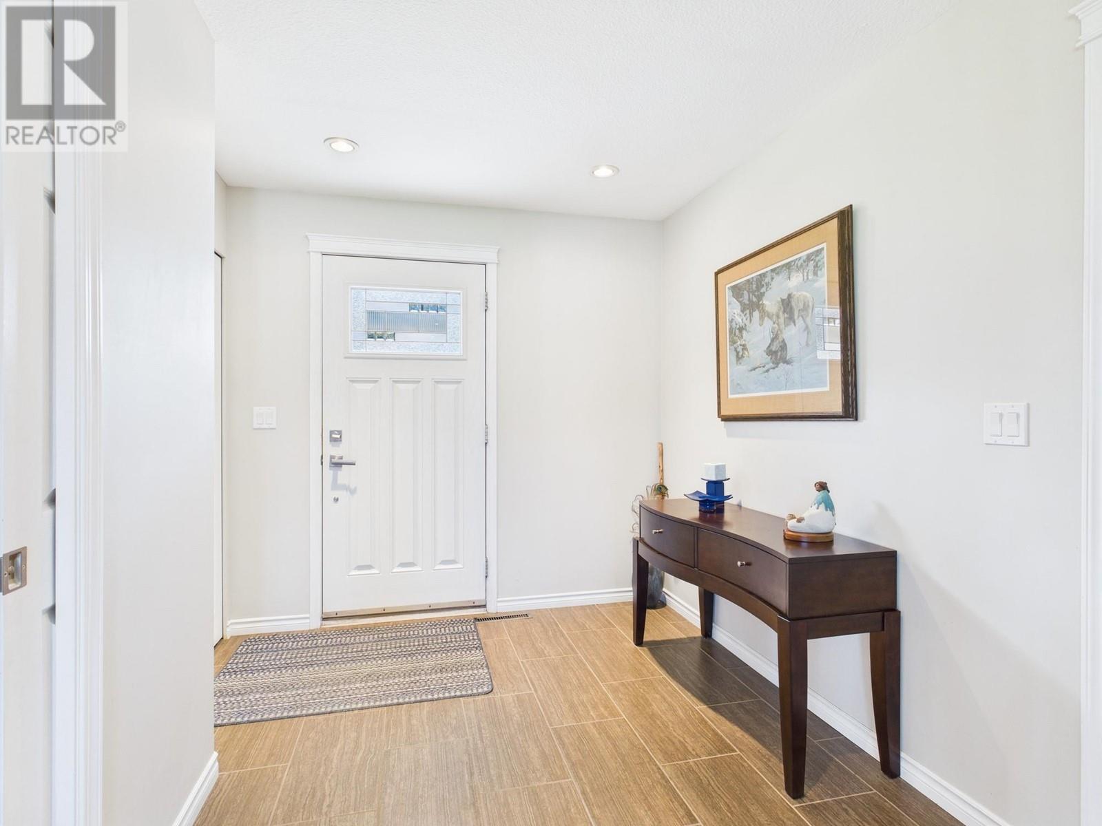 3320 36th Avenue, Osoyoos, British Columbia  V0H 1V6 - Photo 6 - 10350288