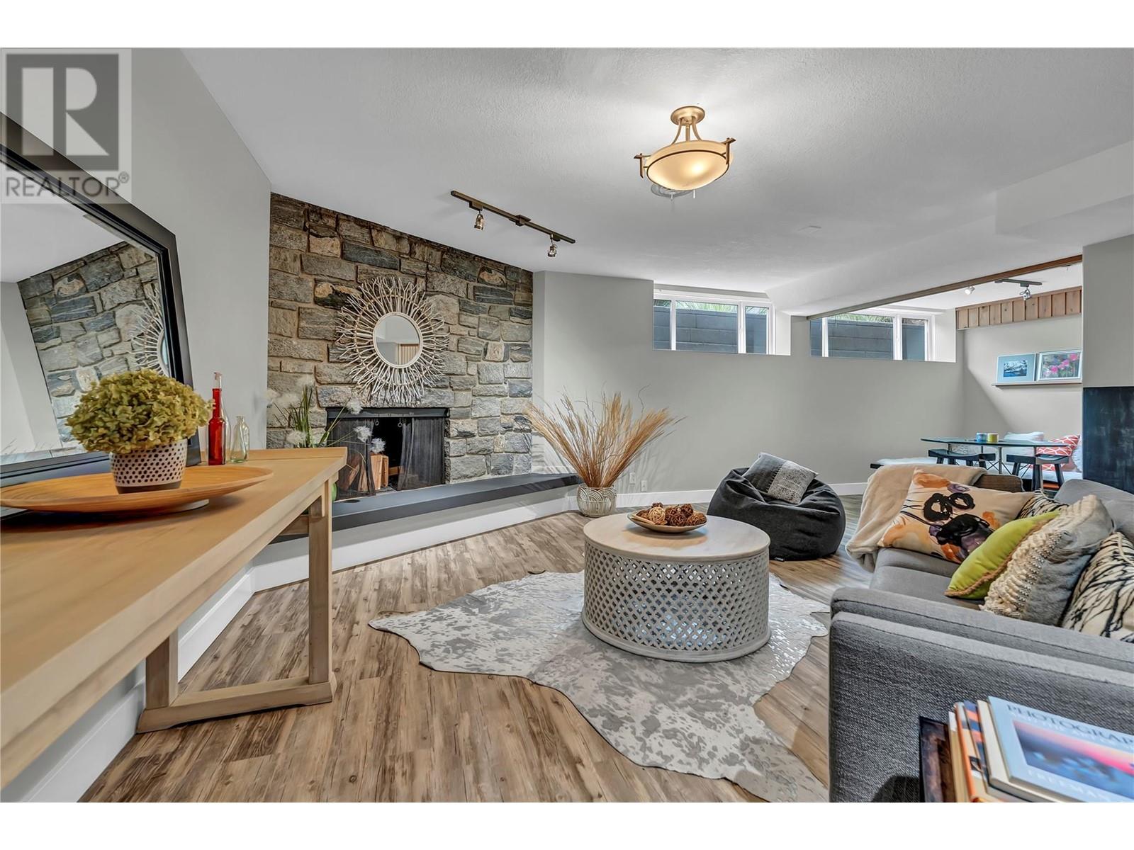 950 Creekside Road, Penticton, British Columbia  V2A 2C4 - Photo 34 - 10350360