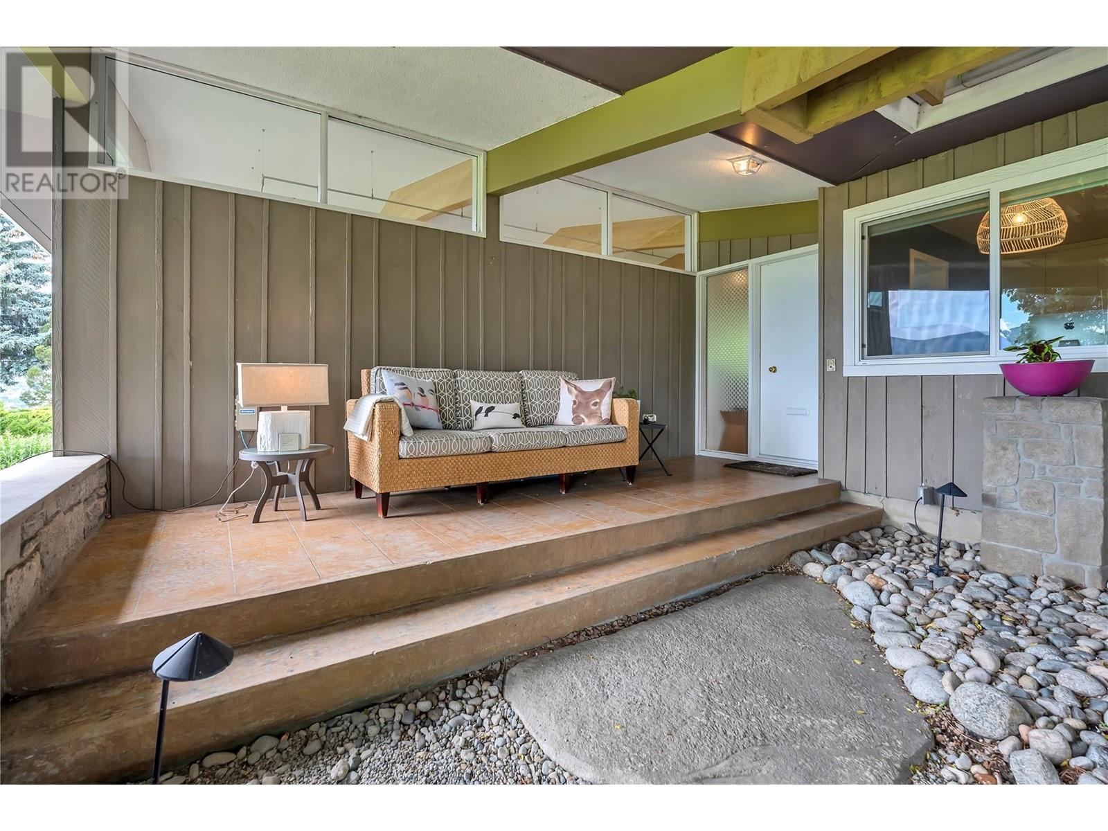 950 Creekside Road, Penticton, British Columbia  V2A 2C4 - Photo 43 - 10350360