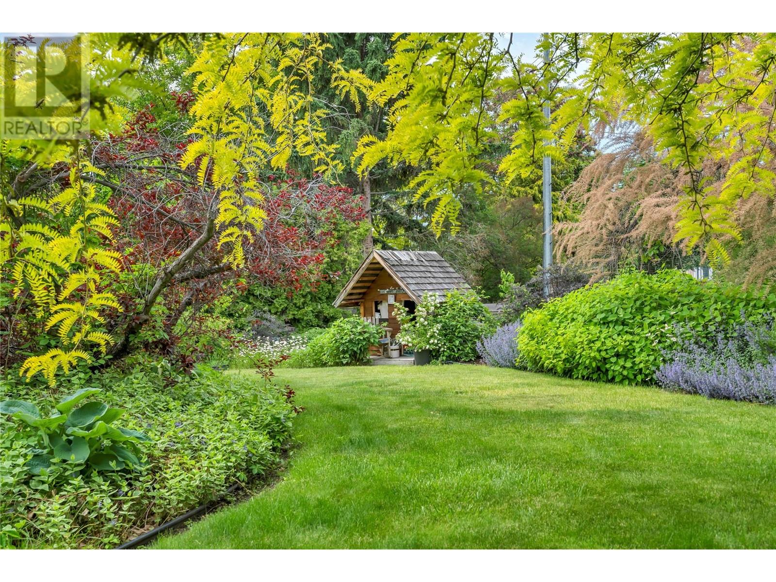 950 Creekside Road, Penticton, British Columbia  V2A 2C4 - Photo 67 - 10350360