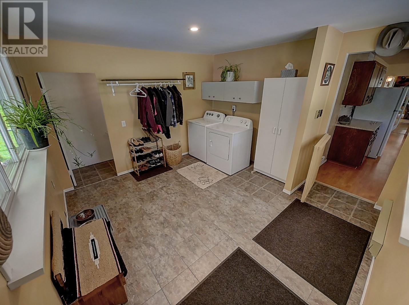 10000 North Fork Road, Grand Forks, British Columbia  V0H 1H8 - Photo 6 - 10350346