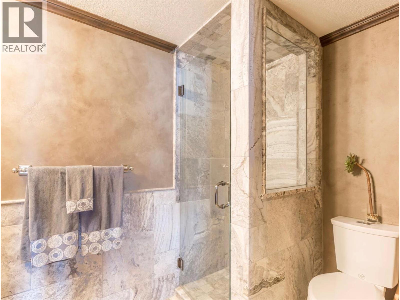 15010 & 15020 Tamarack Drive, Coldstream, British Columbia  V1B 2E1 - Photo 27 - 10348013