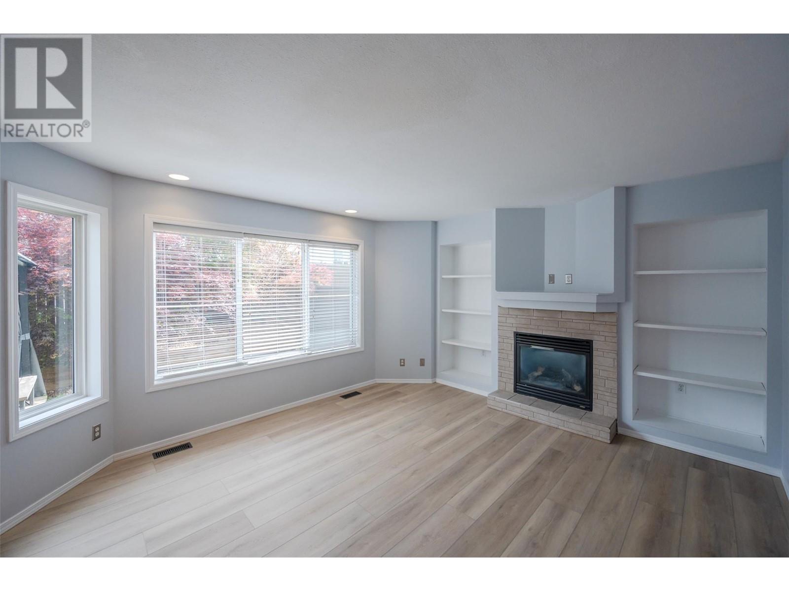 3462 South Main Street Unit# 10, Penticton, British Columbia  V2A 5J6 - Photo 2 - 10350553