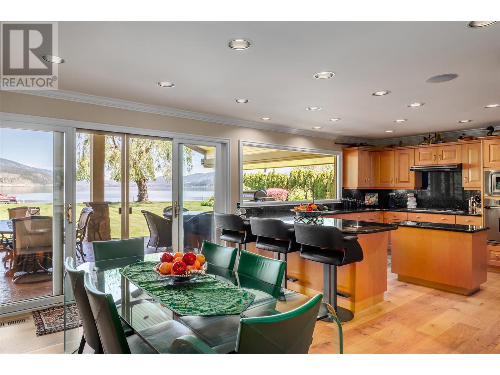 11640 Rogers Road, Lake Country, British Columbia  V4V 1X8 - Photo 12 - 10347186