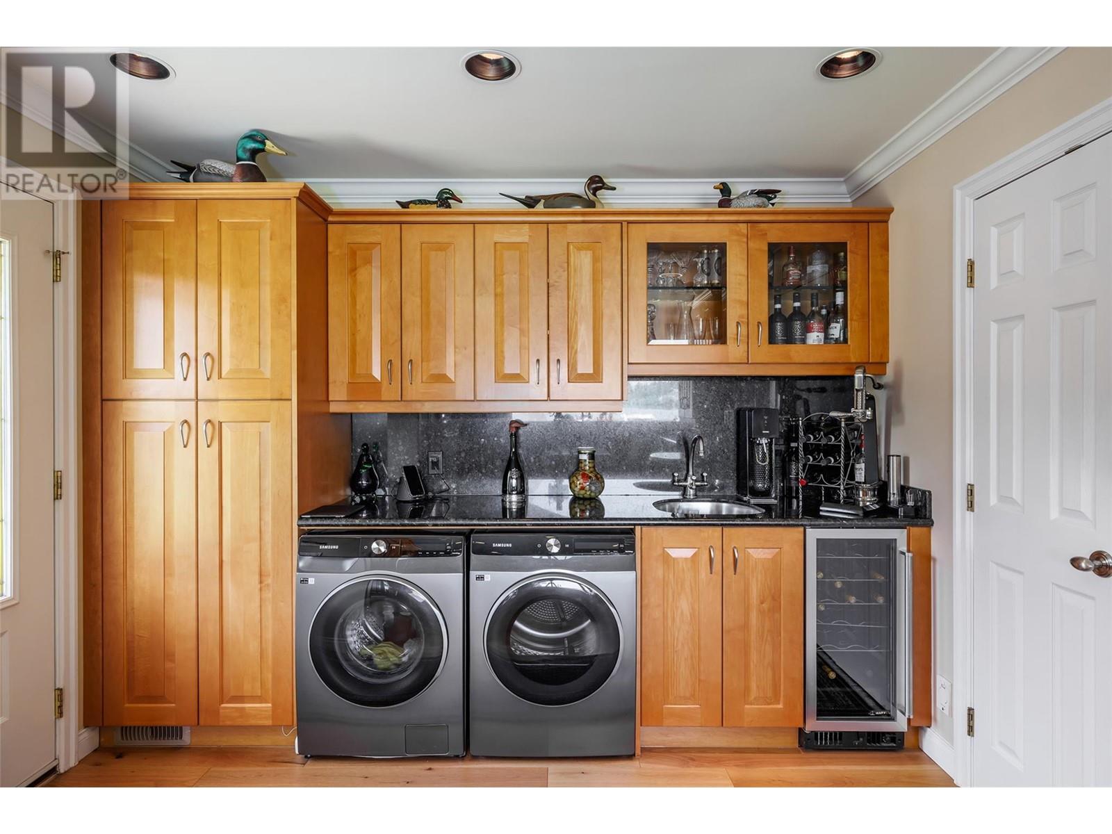 11640 Rogers Road, Lake Country, British Columbia  V4V 1X8 - Photo 17 - 10347186