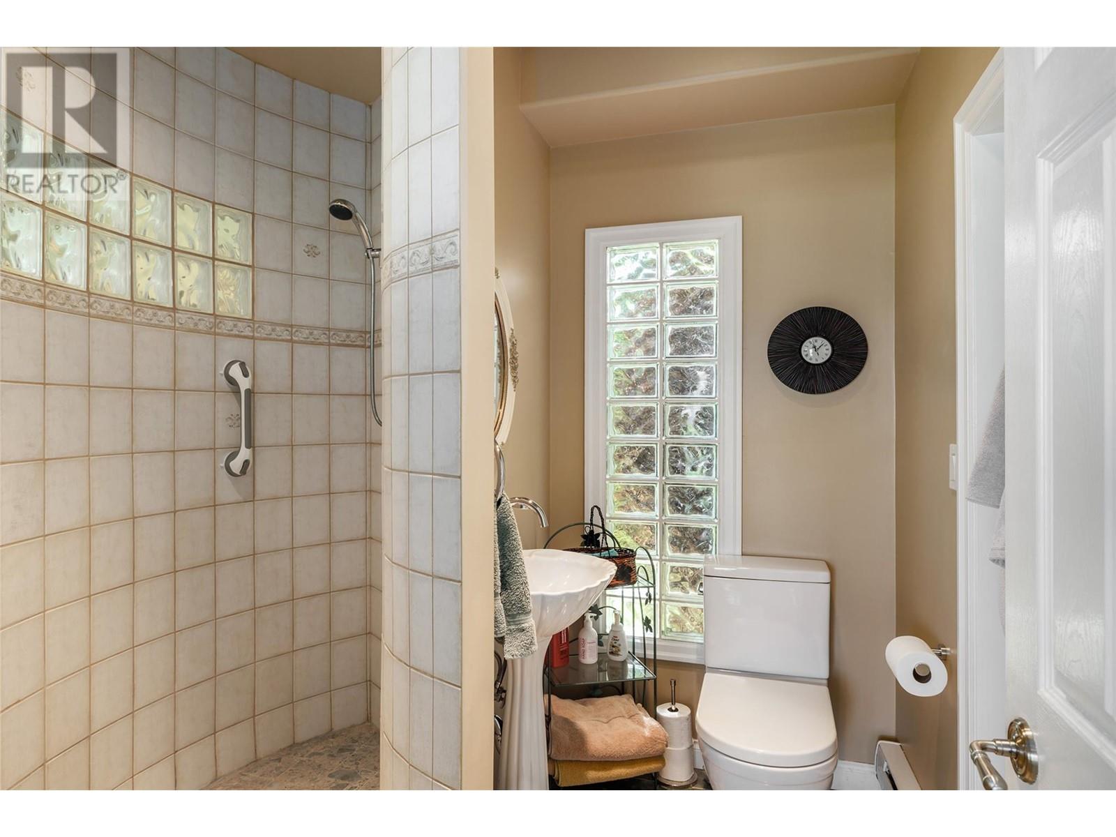 11640 Rogers Road, Lake Country, British Columbia  V4V 1X8 - Photo 20 - 10347186