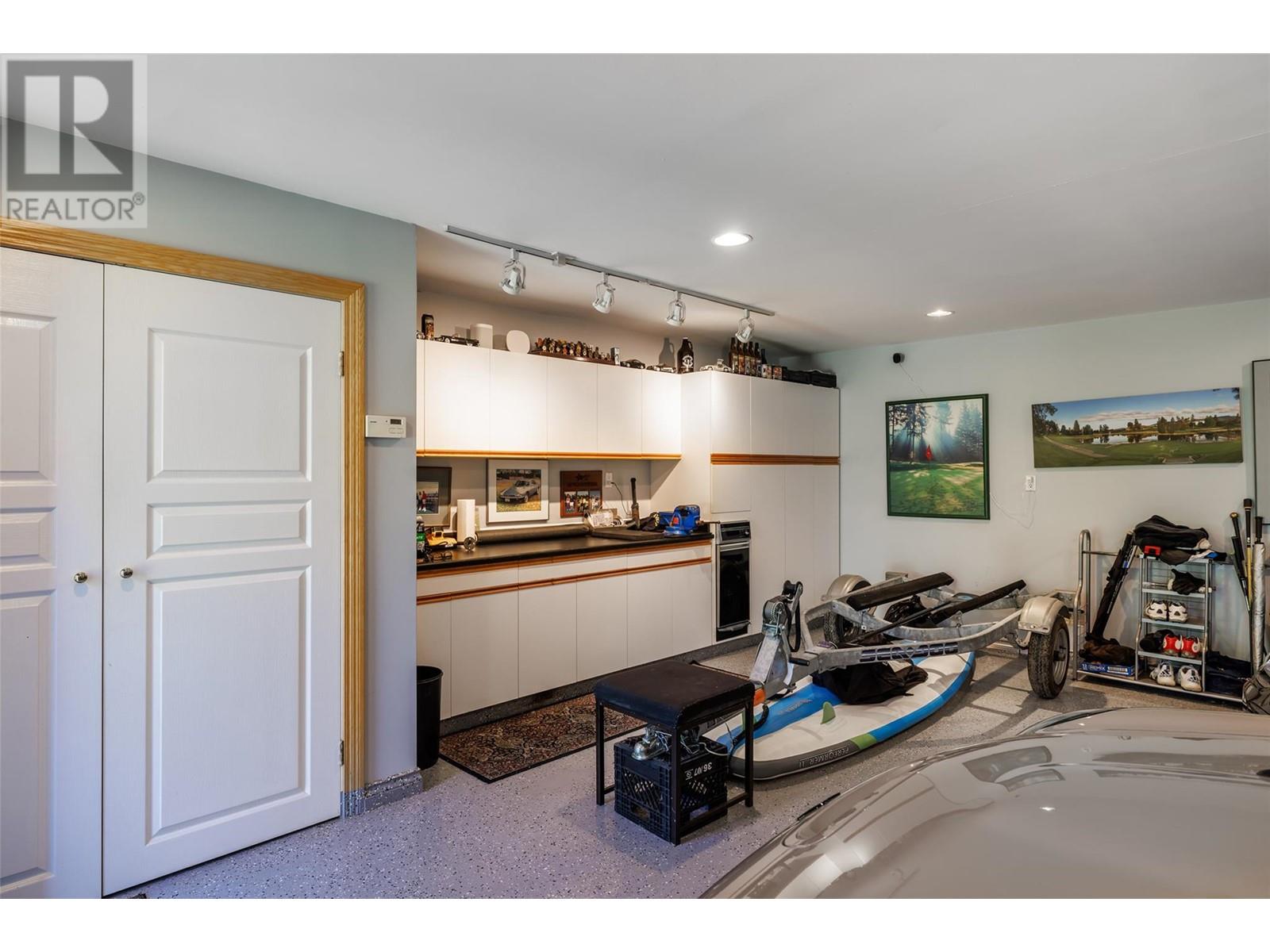 11640 Rogers Road, Lake Country, British Columbia  V4V 1X8 - Photo 30 - 10347186