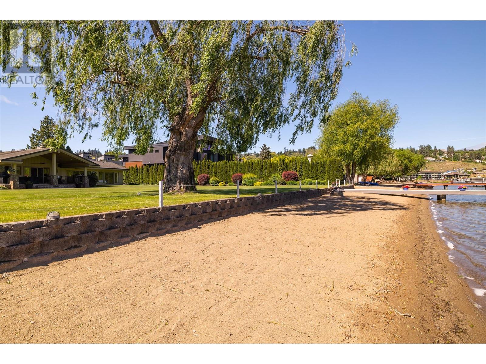 11640 Rogers Road, Lake Country, British Columbia  V4V 1X8 - Photo 5 - 10347186