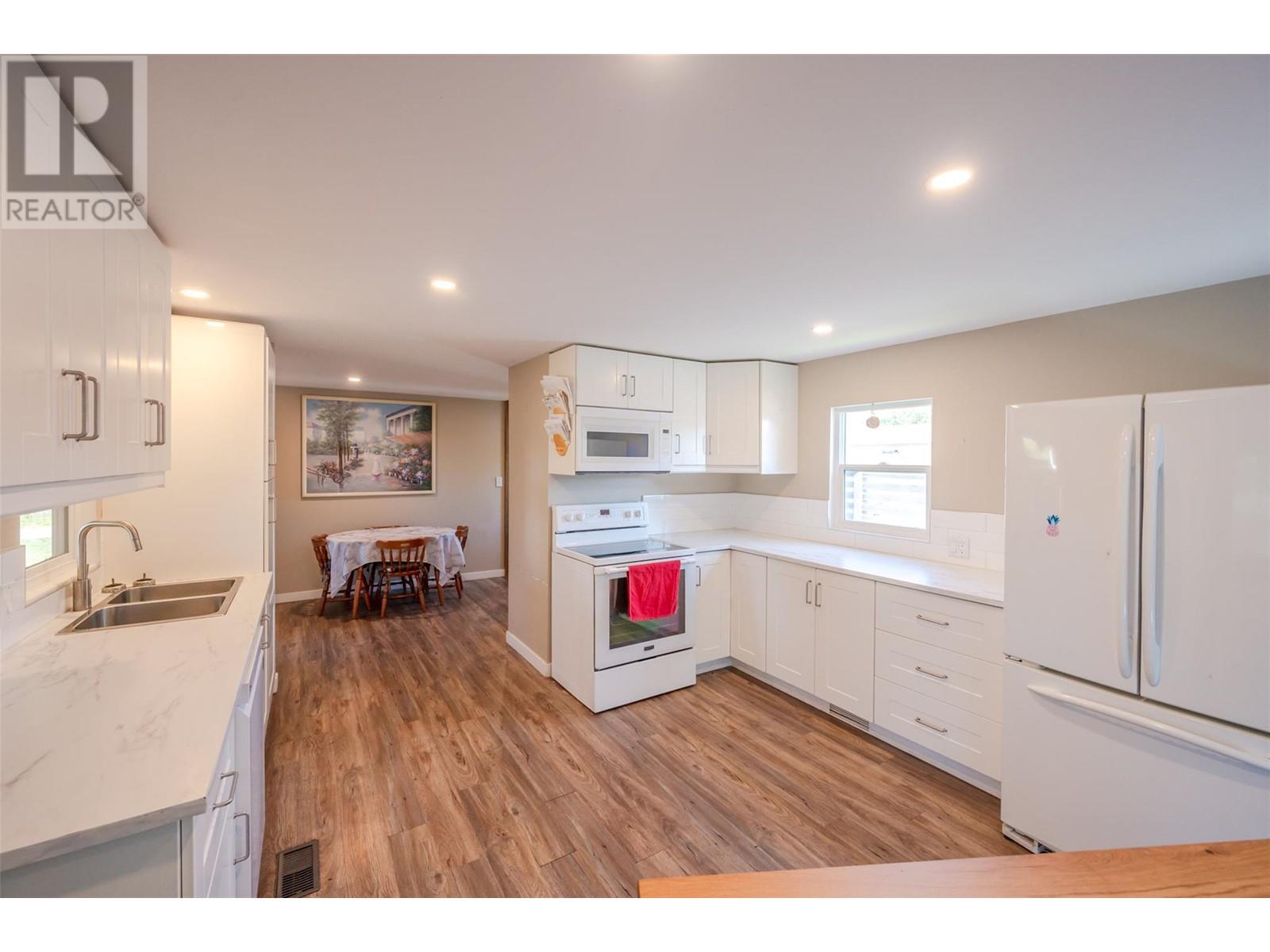 3999 Skaha Lake Road Unit# 96, Penticton, British Columbia  V2A 6J7 - Photo 11 - 10350489