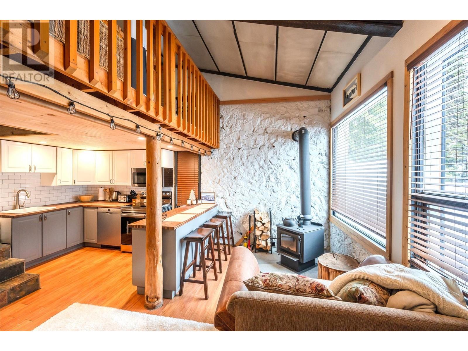 130 Cougar Road Unit# 11, Oliver, British Columbia  V0H 1T8 - Photo 6 - 10350421