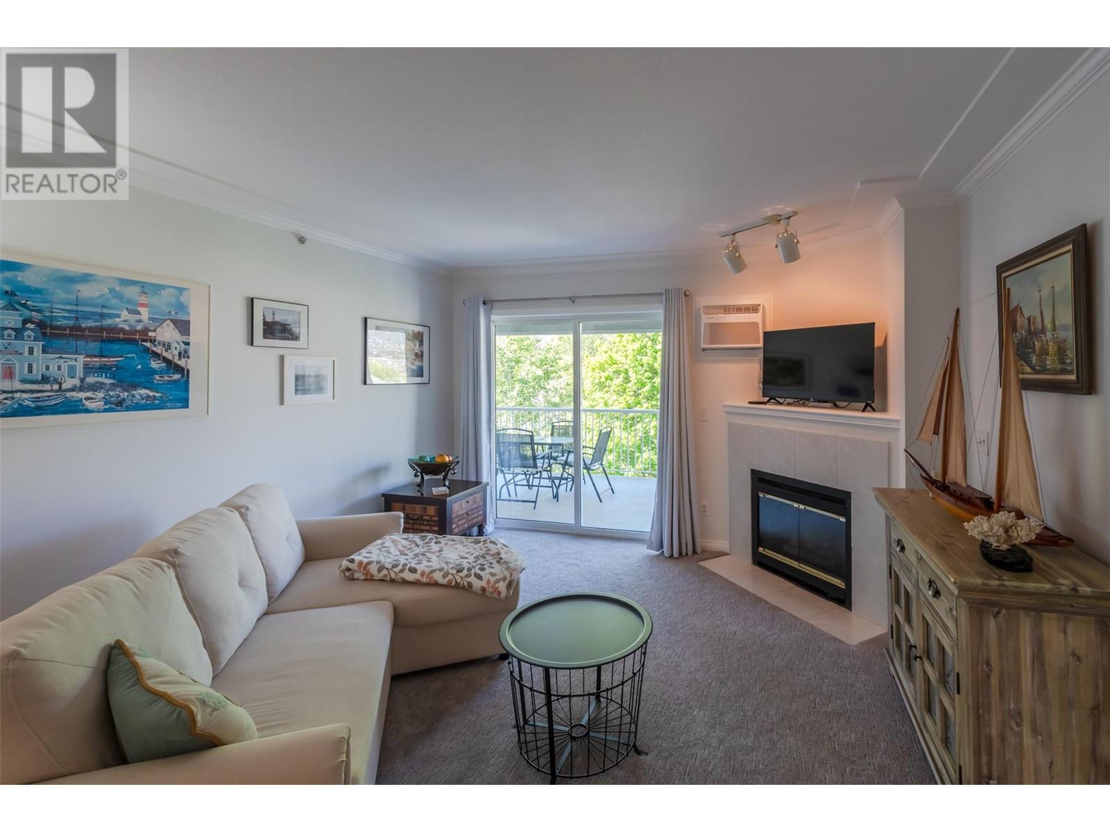 329 Rigsby Street Unit# 406, Penticton, British Columbia  V2A 5S6 - Photo 2 - 10350629