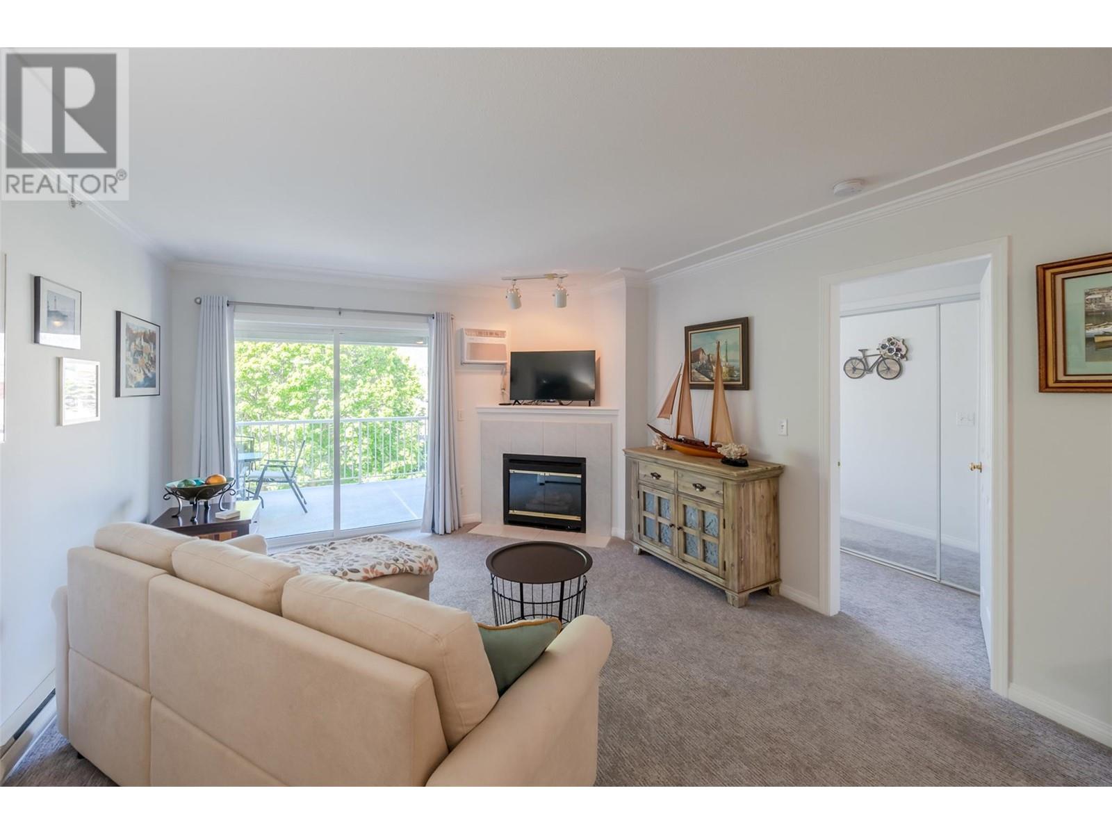 329 Rigsby Street Unit# 406, Penticton, British Columbia  V2A 5S6 - Photo 3 - 10350629