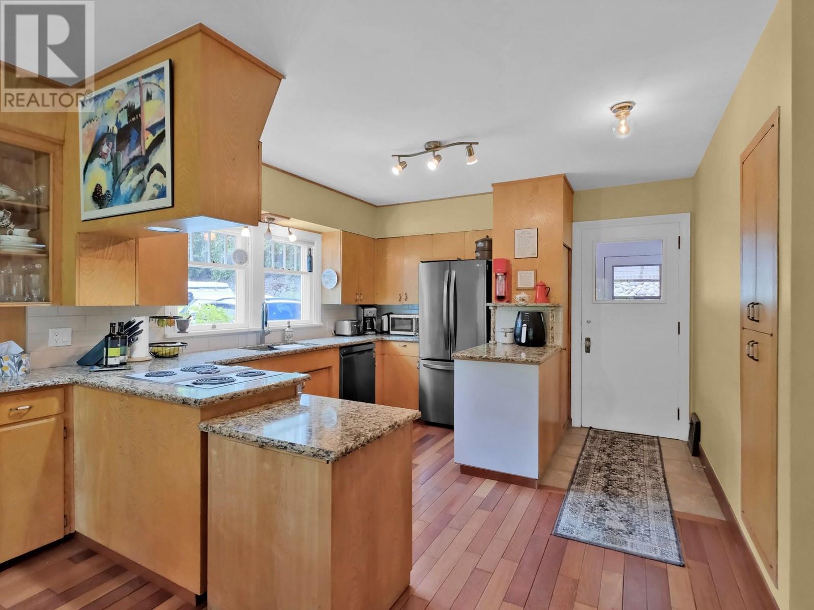 7118 Peach Orchard Road, Summerland, British Columbia  V0H 1Z6 - Photo 8 - 10350638