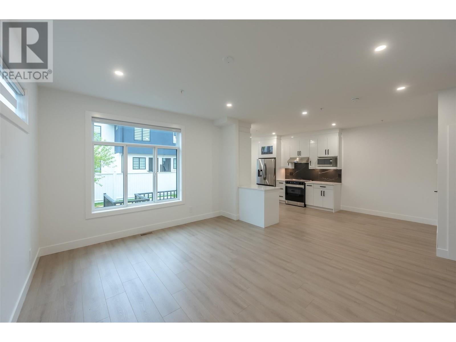 60 Roy Avenue Unit# 103, Penticton, British Columbia  V2A 3M7 - Photo 3 - 10350649