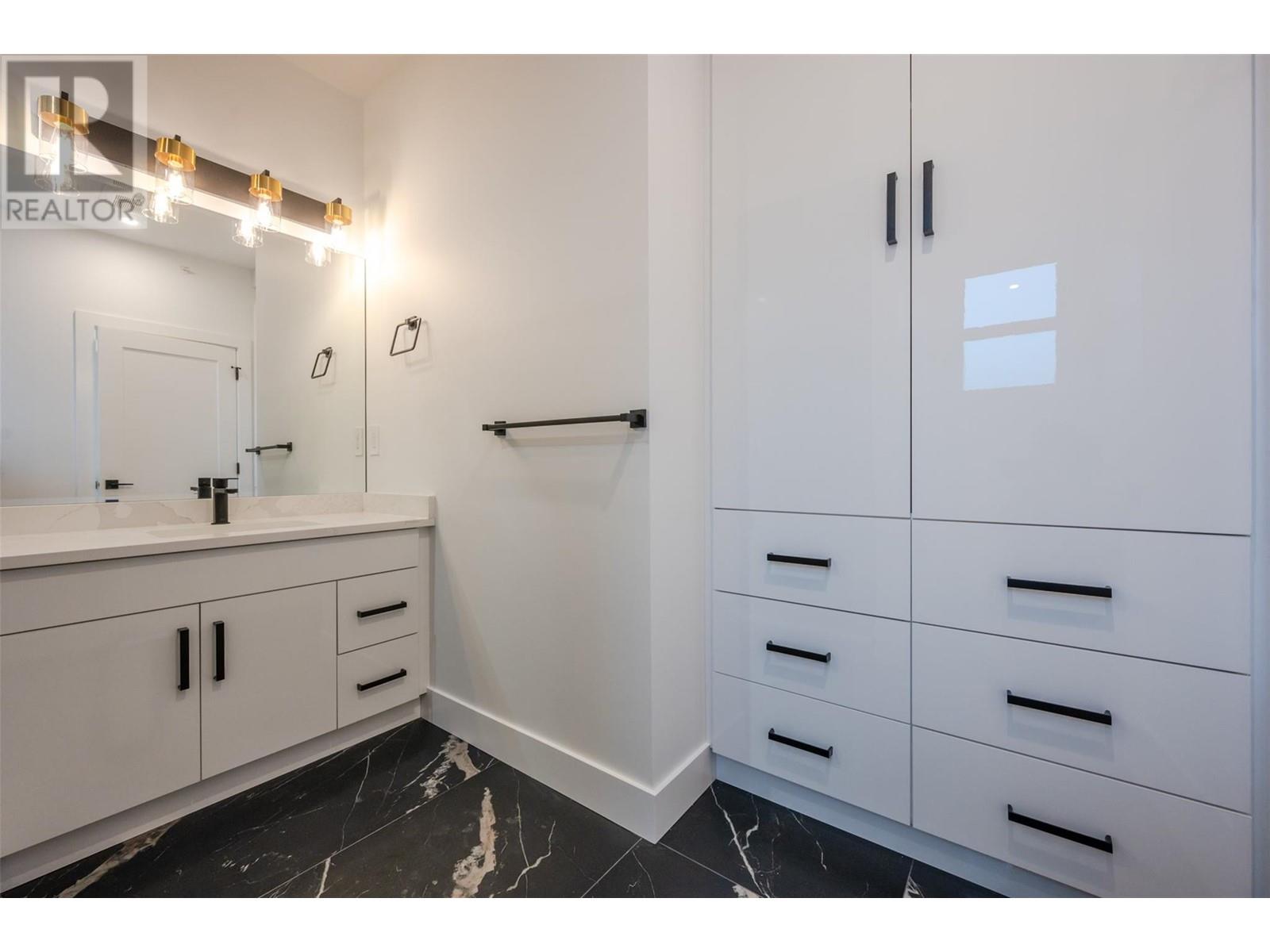 60 Roy Avenue Unit# 103, Penticton, British Columbia  V2A 3M7 - Photo 32 - 10350649