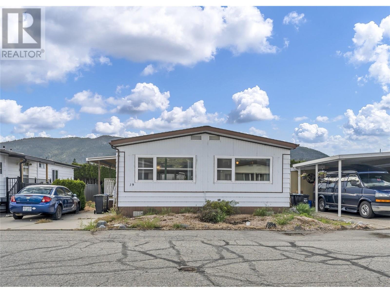 999 Burnaby Avenue Unit# 19, Penticton, British Columbia  V2A 1G7 - Photo 1 - 10350418