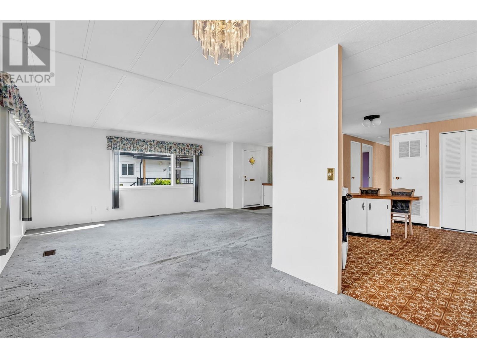 999 Burnaby Avenue Unit# 19, Penticton, British Columbia  V2A 1G7 - Photo 7 - 10350418