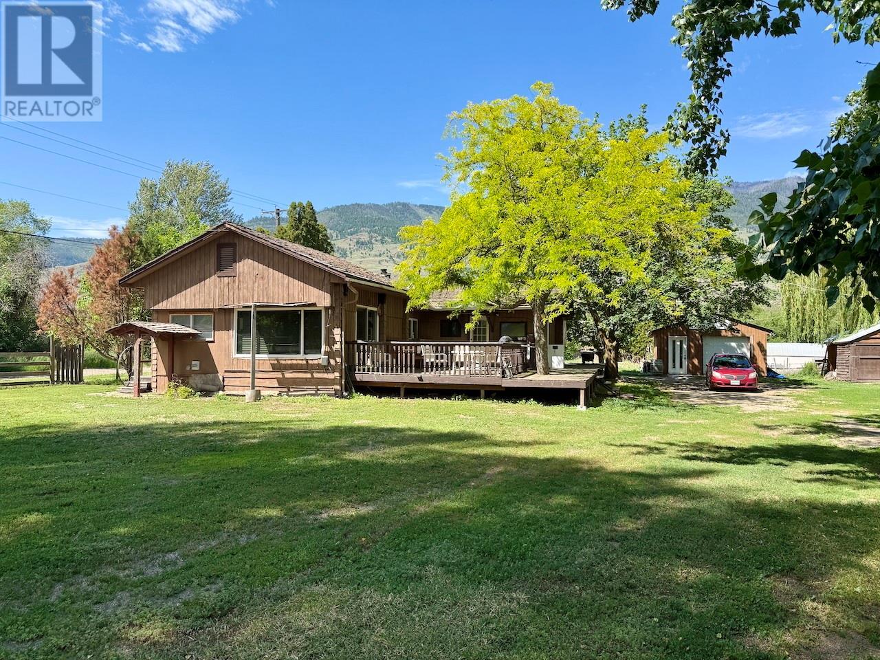 124 Road 10, Oliver, British Columbia  V0H 1T1 - Photo 1 - 10350358