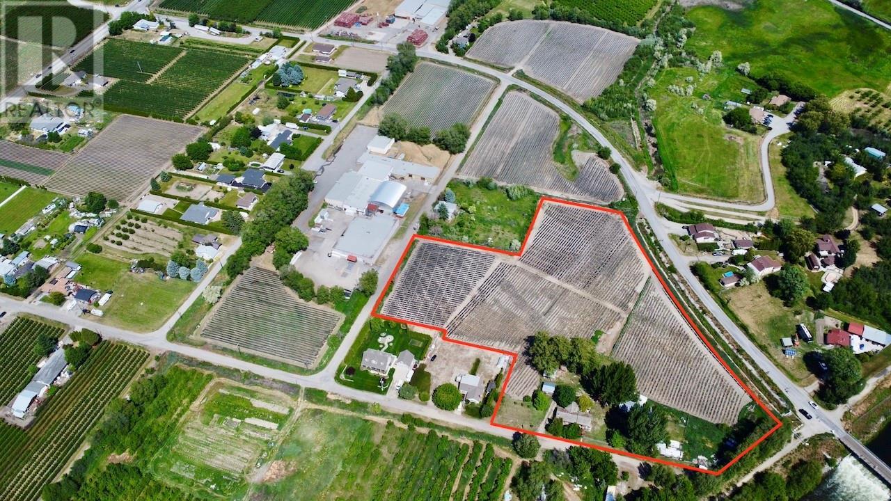 124 Road 10, Oliver, British Columbia  V0H 1T1 - Photo 2 - 10350358