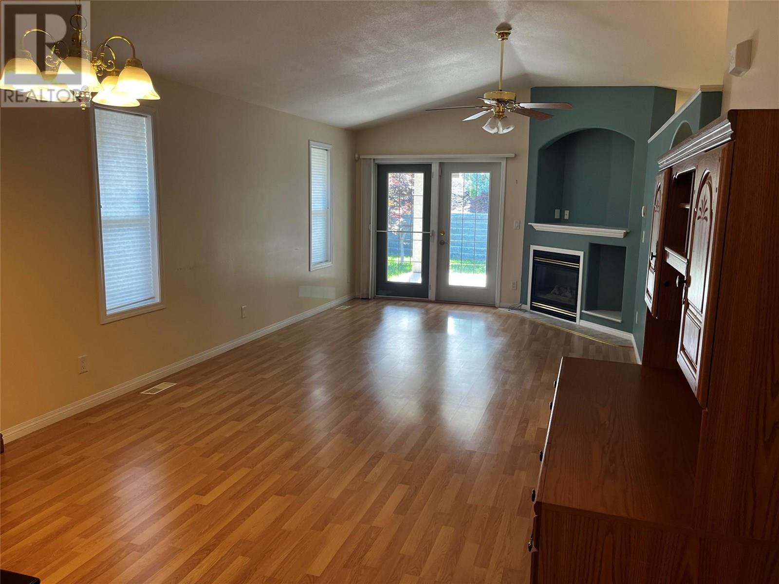 6108 Saint Martin Place, Oliver, British Columbia  V0H 1T0 - Photo 6 - 10350517
