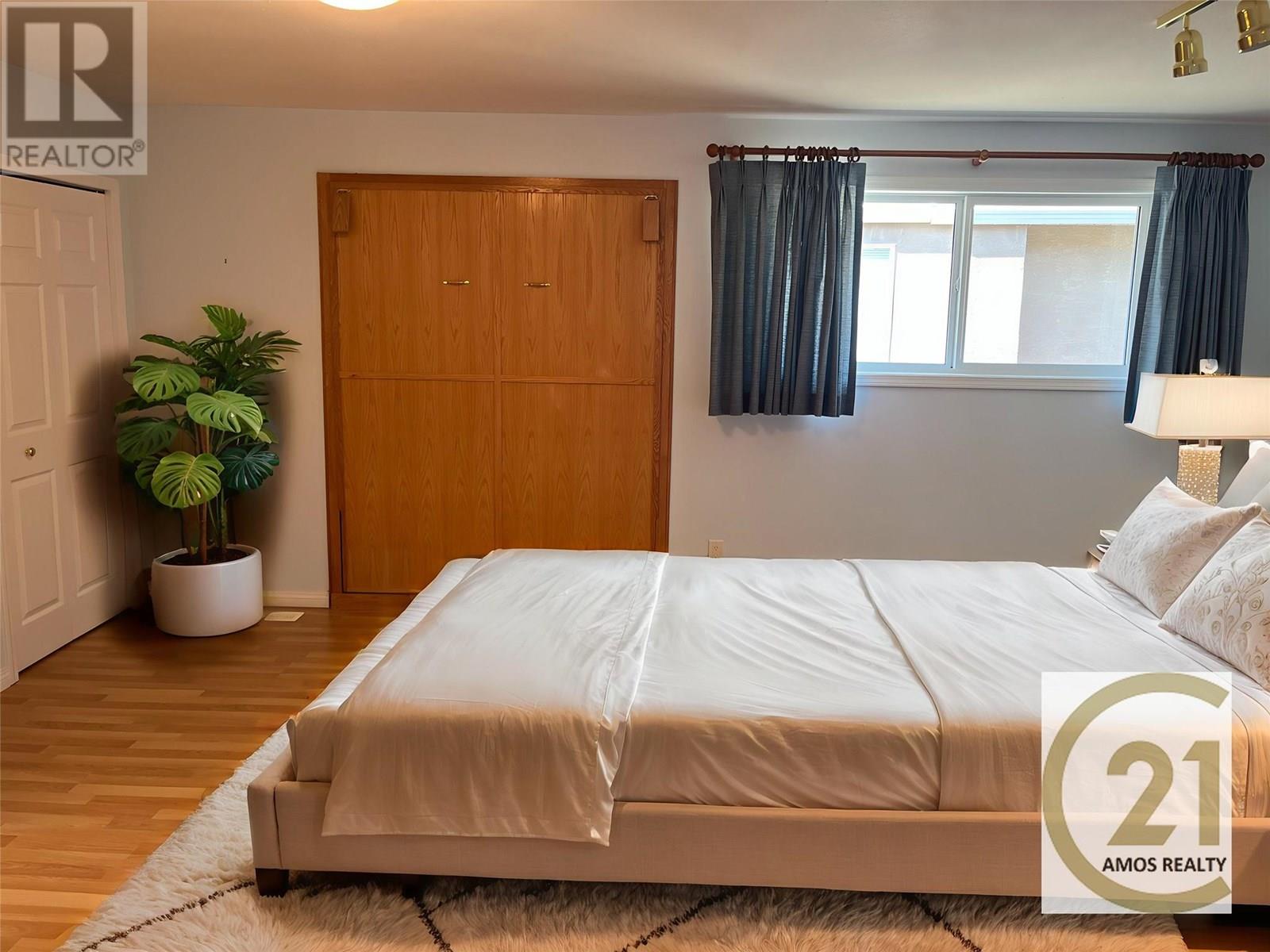 6108 Saint Martin Place, Oliver, British Columbia  V0H 1T0 - Photo 8 - 10350517